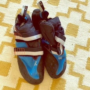 Men's climbing shoes 5.10 Blackwing Size 13